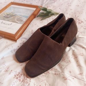 Vtg Square Toed Heels